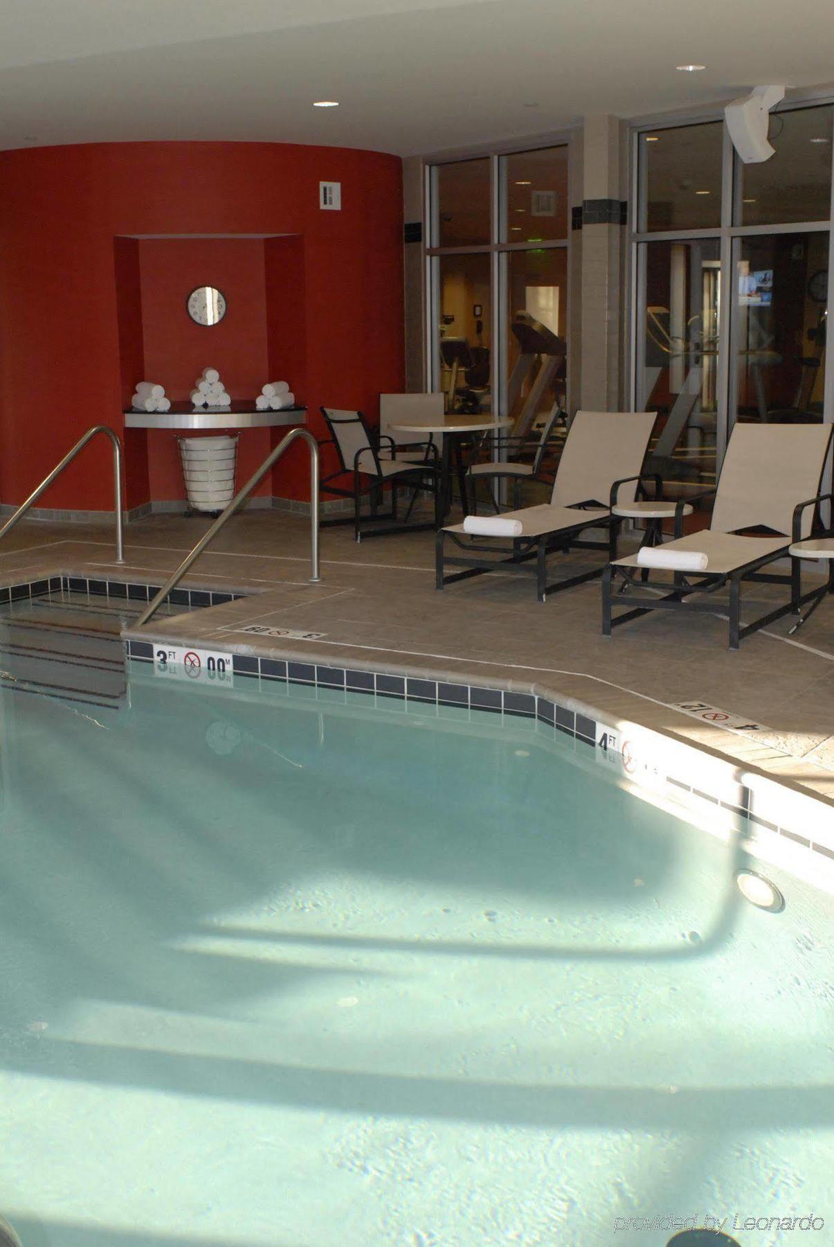 Doubletree By Hilton Hotel Oklahoma City Airport Exterior photo
